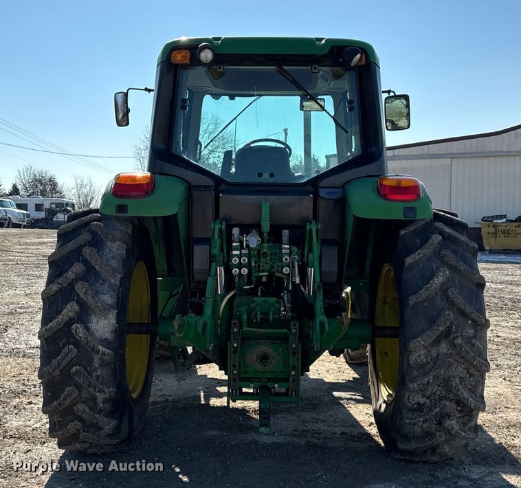 image for item DW6705 2011 John Deere 6430 MFWD tractor