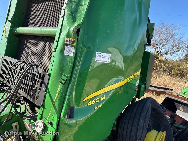 image for item DW7280 John Deere 460M Silage round baler