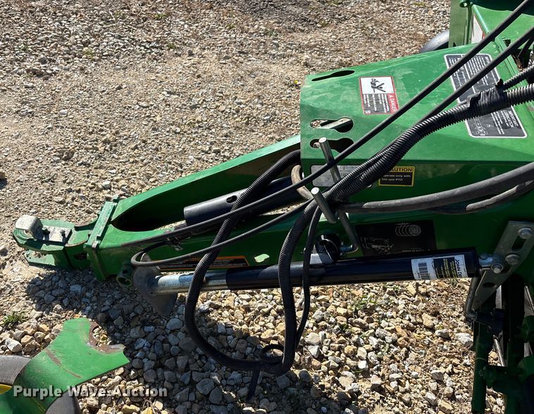 image for item DW7280 John Deere 460M Silage round baler