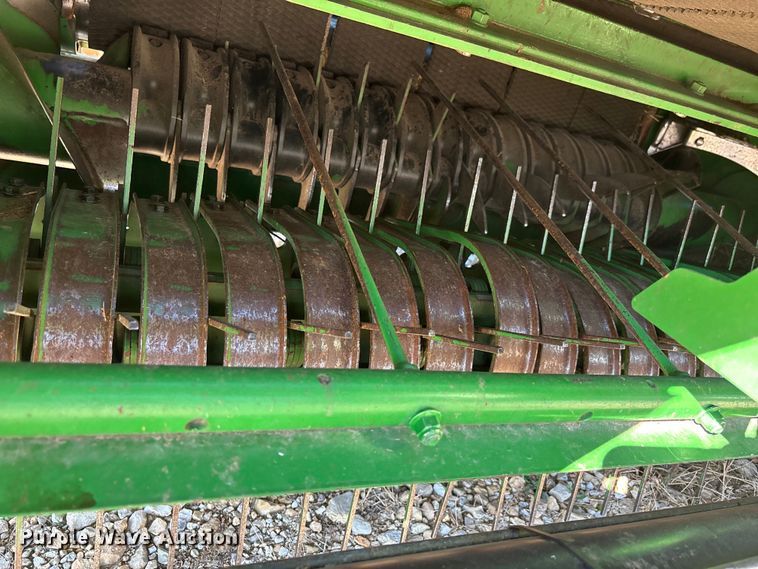 image for item DW7280 John Deere 460M Silage round baler