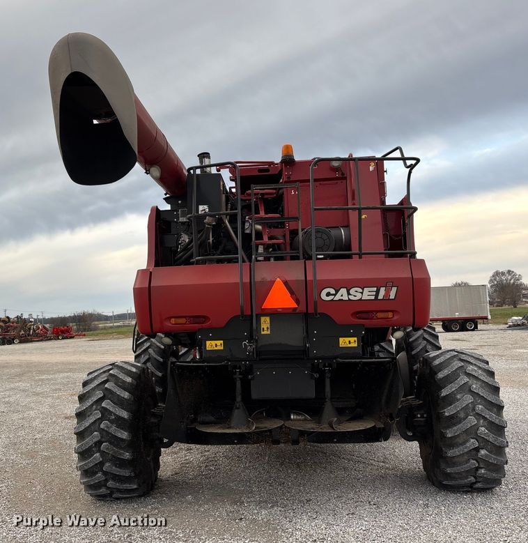 image for item DW7323 2012 Case IH 6130 RWA combine