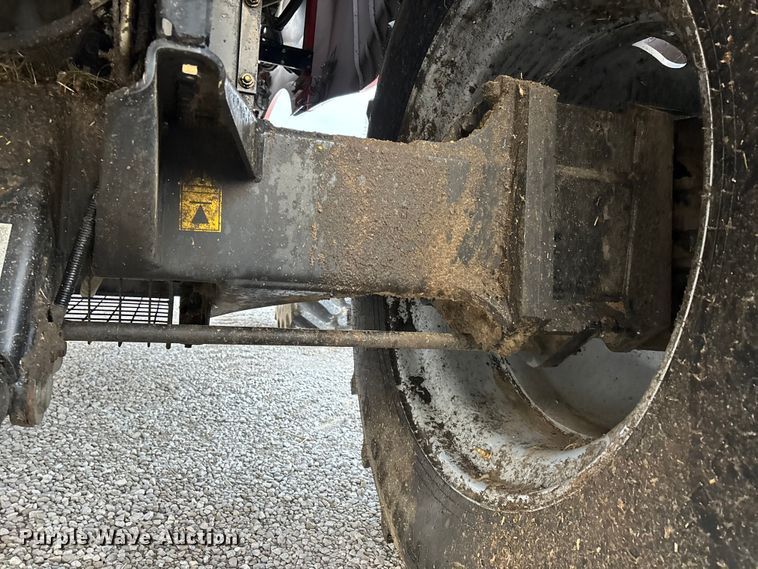 image for item DW7323 2012 Case IH 6130 RWA combine