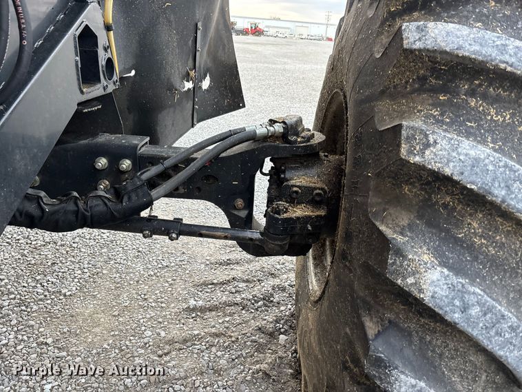 image for item DW7323 2012 Case IH 6130 RWA combine