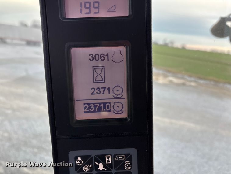 image for item DW7323 2012 Case IH 6130 RWA combine