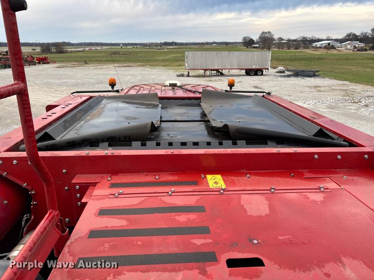 image for item DW7323 2012 Case IH 6130 RWA combine