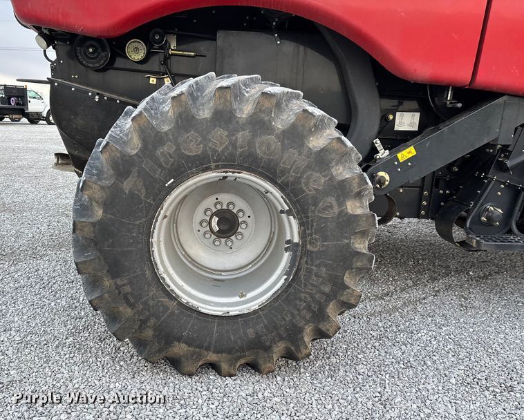 image for item DW7323 2012 Case IH 6130 RWA combine