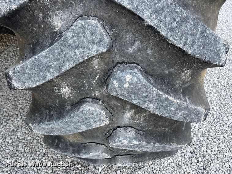 image for item DW7323 2012 Case IH 6130 RWA combine