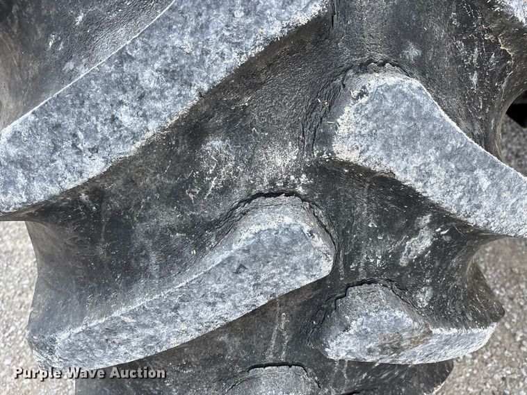 image for item DW7323 2012 Case IH 6130 RWA combine