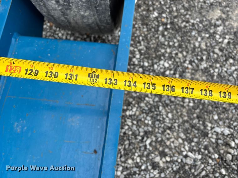 image for item DW7329 2018 Kinze 3660 planter