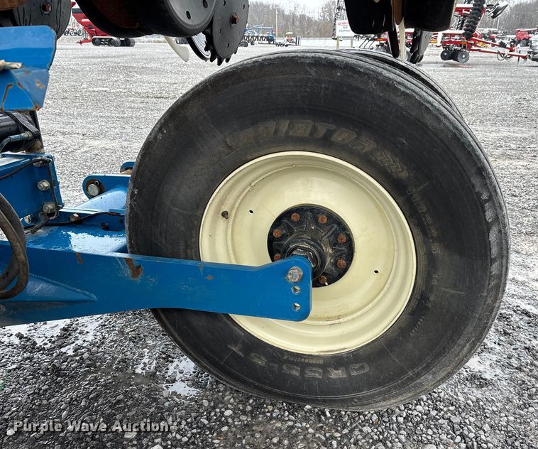 image for item DW7329 2018 Kinze 3660 planter