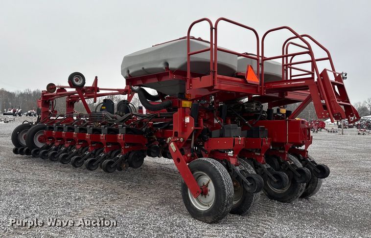 image for item DW7330 2012 Case IH Early Riser 1250 planter