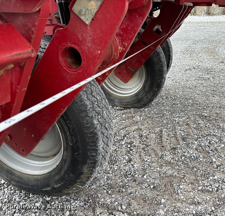 image for item DW7330 2012 Case IH Early Riser 1250 planter