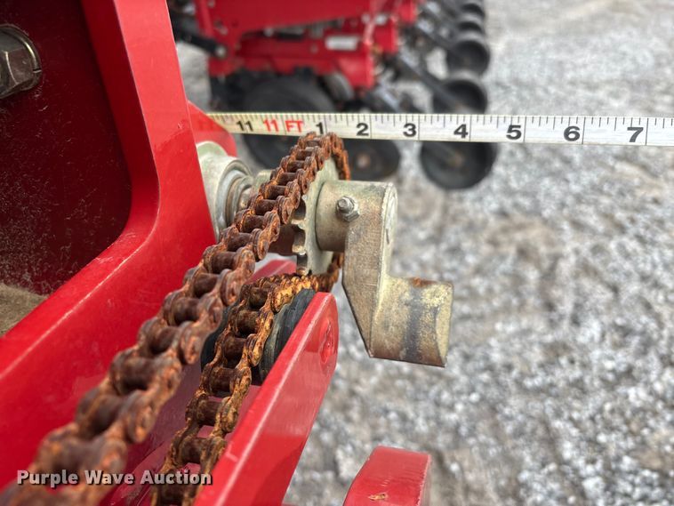 image for item DW7330 2012 Case IH Early Riser 1250 planter