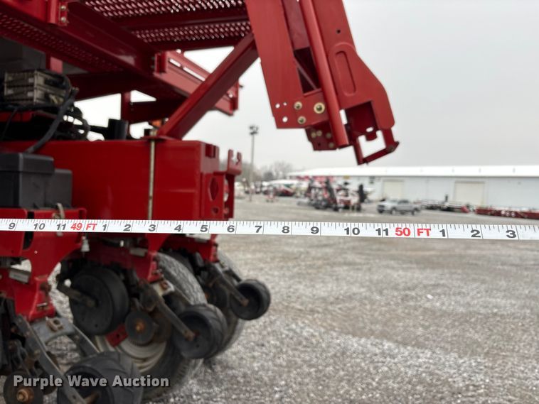 image for item DW7330 2012 Case IH Early Riser 1250 planter