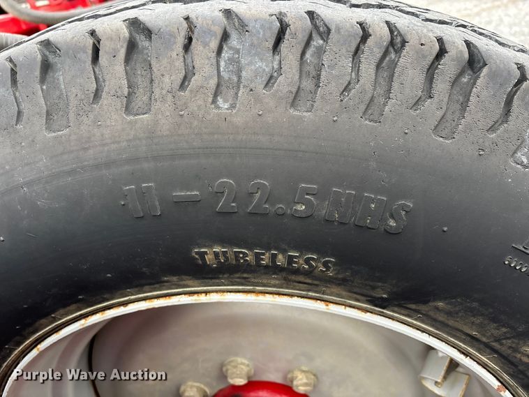 image for item DW7330 2012 Case IH Early Riser 1250 planter