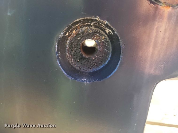 image for item DX6611 (6) AGCO 4276000M5 front weights