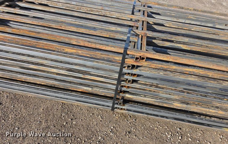 image for item DZ3590 (20) fence panels