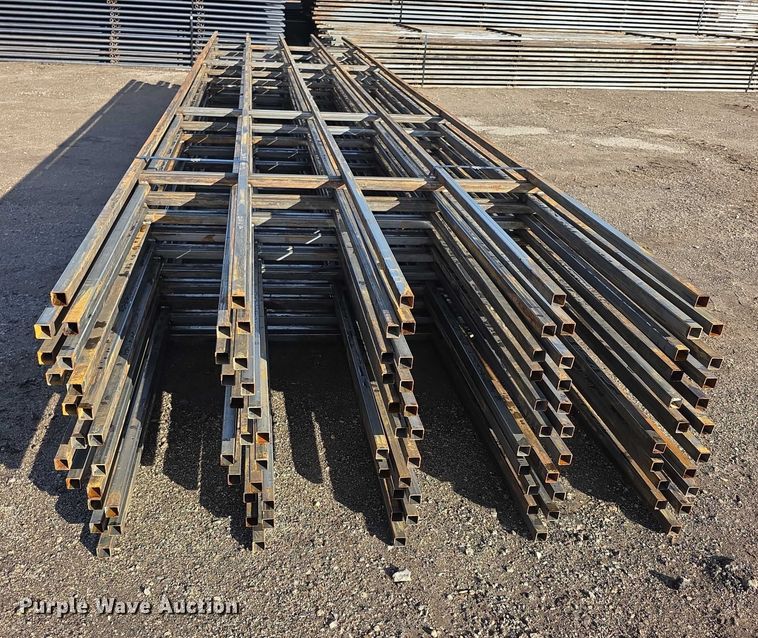 image for item DZ3590 (20) fence panels