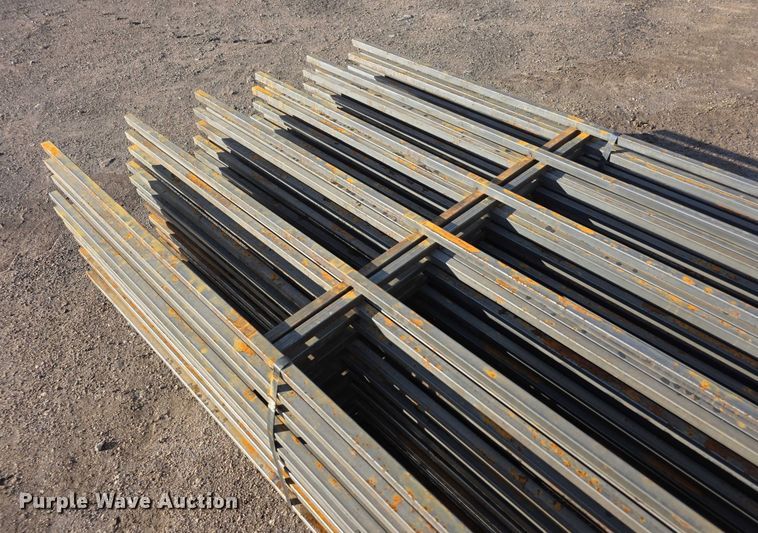 image for item DZ3595 (20) fence panels