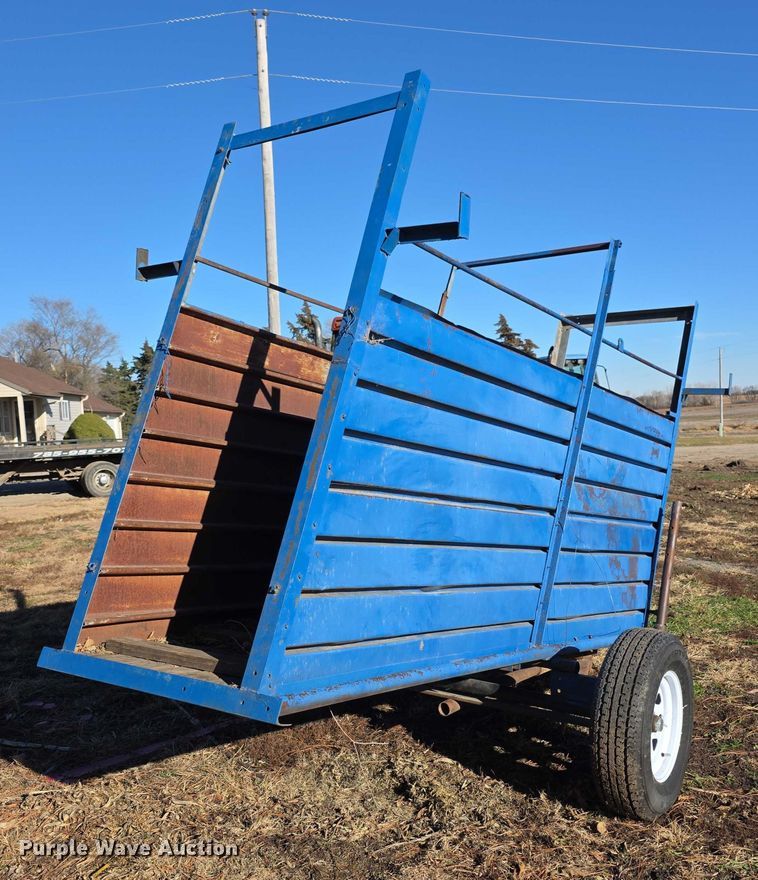 image for item DZ3662 Cattle chute