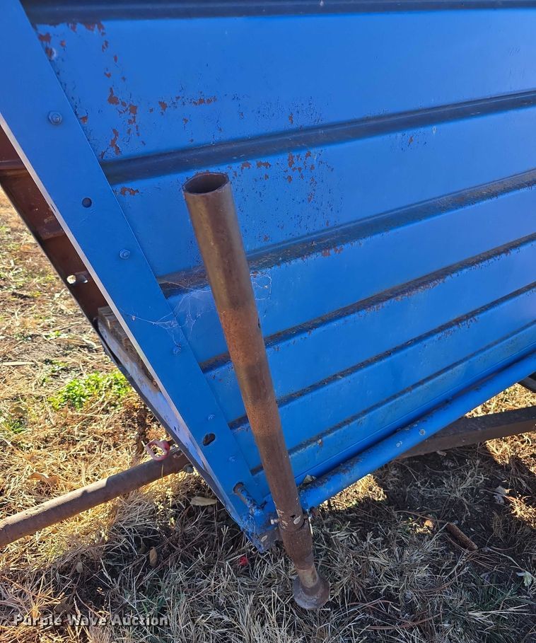 image for item DZ3662 Cattle chute