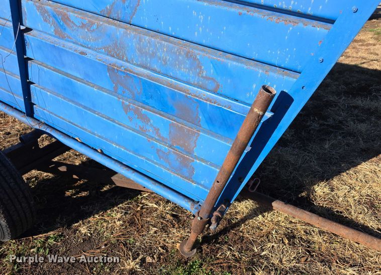 image for item DZ3662 Cattle chute