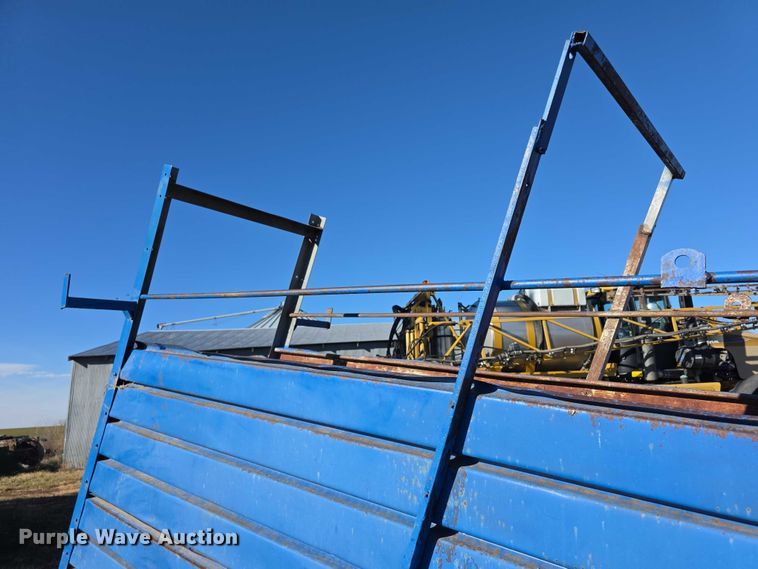 image for item DZ3662 Cattle chute