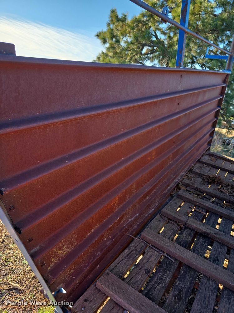 image for item DZ3662 Cattle chute
