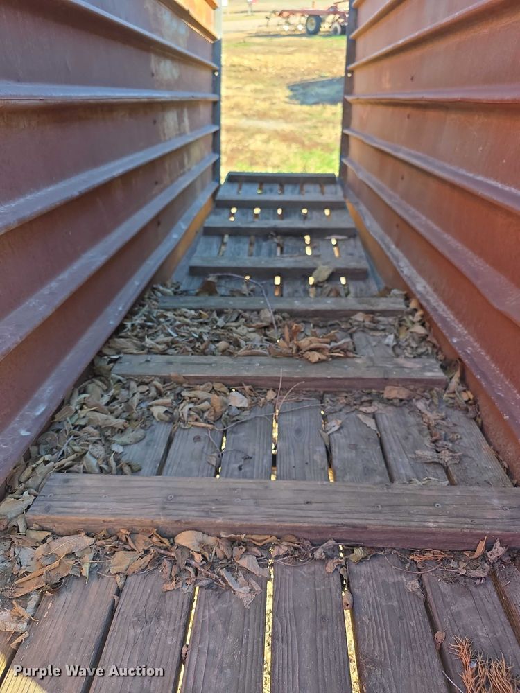 image for item DZ3662 Cattle chute