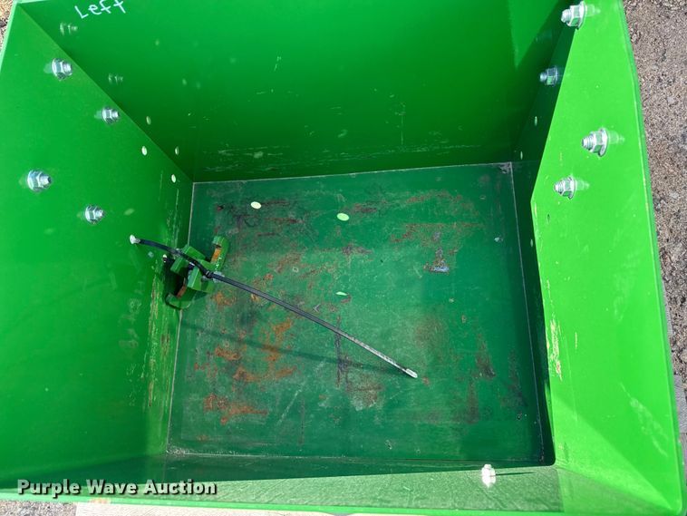 image for item DZ6636 K&M Manufacturing weight box