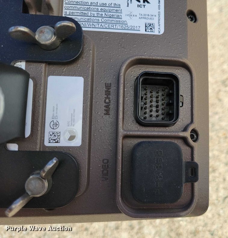 image for item DZ6637 2015 John Deere Star fire 3000 globe GPS