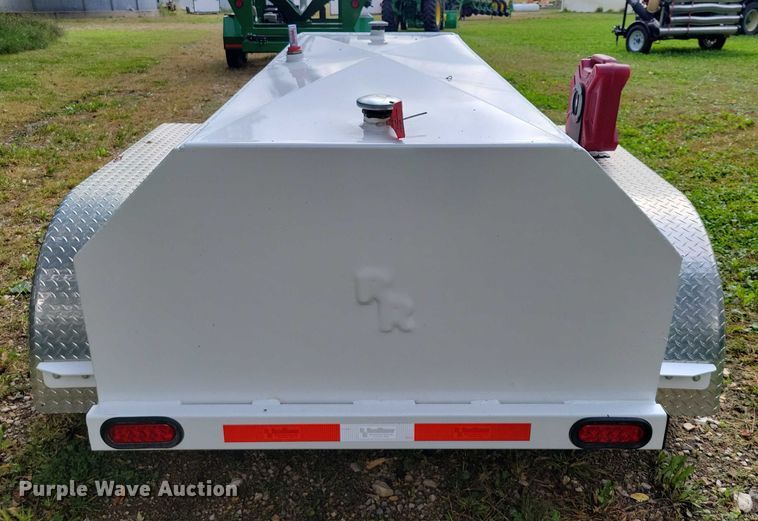 image for item EA2570 2014 RoadRuner 6000 fuel trailer