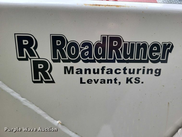 image for item EA2570 2014 RoadRuner 6000 fuel trailer