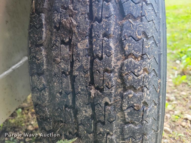 image for item EA2570 2014 RoadRuner 6000 fuel trailer