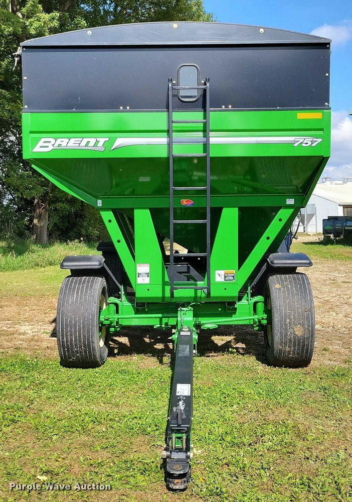 image for item EA2571 2020 Brent 757 gravity wagon