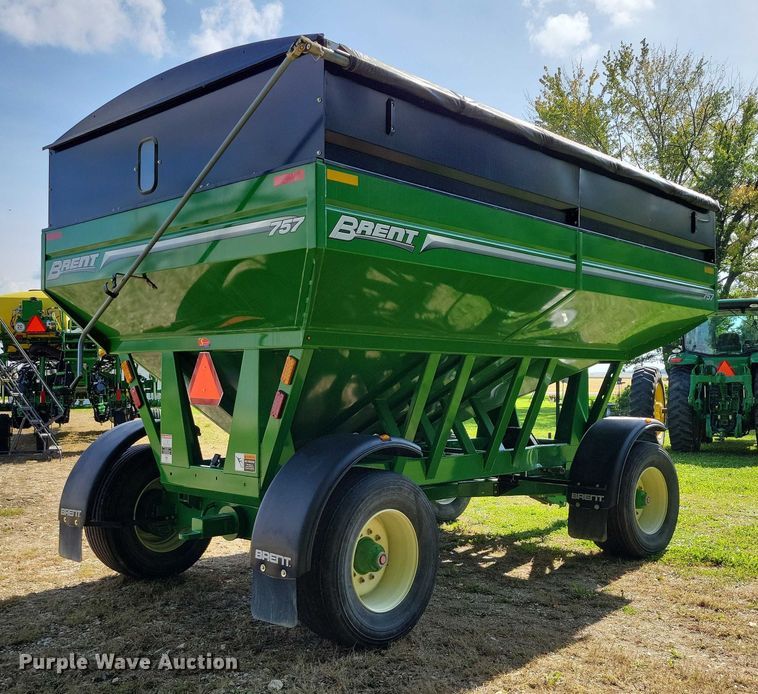 image for item EA2571 2020 Brent 757 gravity wagon