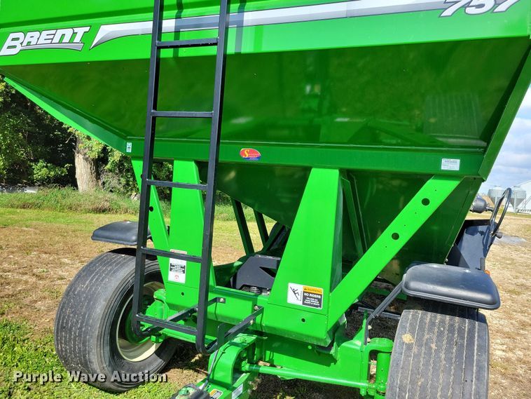 image for item EA2571 2020 Brent 757 gravity wagon