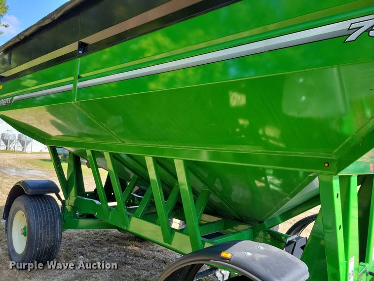 image for item EA2571 2020 Brent 757 gravity wagon