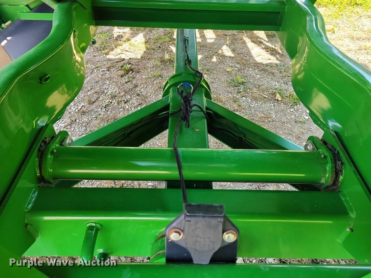 image for item EA2571 2020 Brent 757 gravity wagon