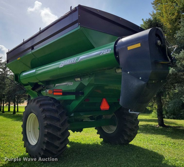 image for item EA2572 2014 Brent 782 grain cart