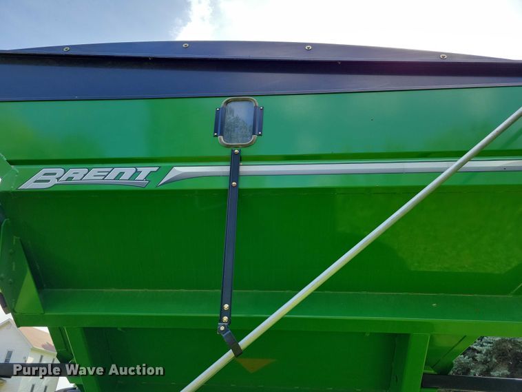 image for item EA2572 2014 Brent 782 grain cart