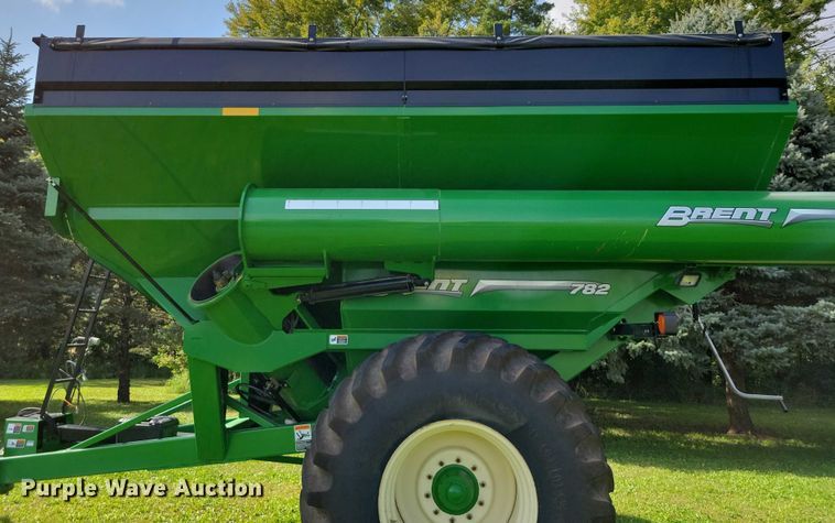 image for item EA2572 2014 Brent 782 grain cart