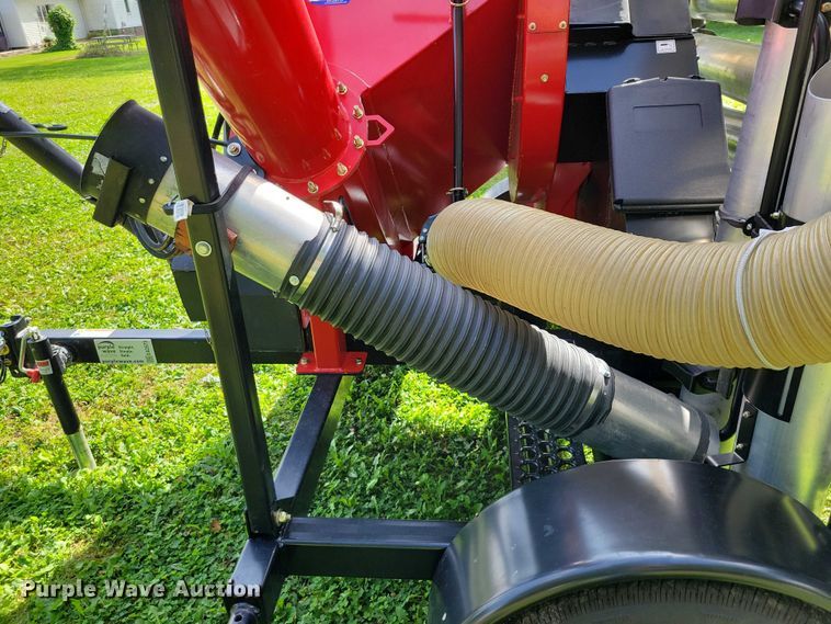 image for item EA2573 2020 Rem VRX grain vacuum