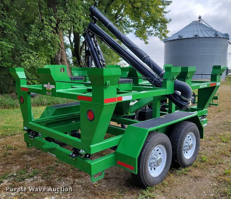 image for item EA2574 2012 Travis Seed Cart HSC 4400 box seed trailer