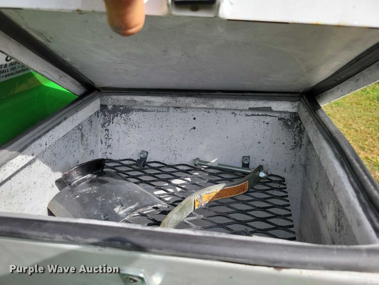 image for item EA2574 2012 Travis Seed Cart HSC 4400 box seed trailer