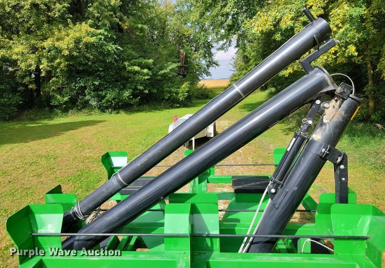 image for item EA2574 2012 Travis Seed Cart HSC 4400 box seed trailer