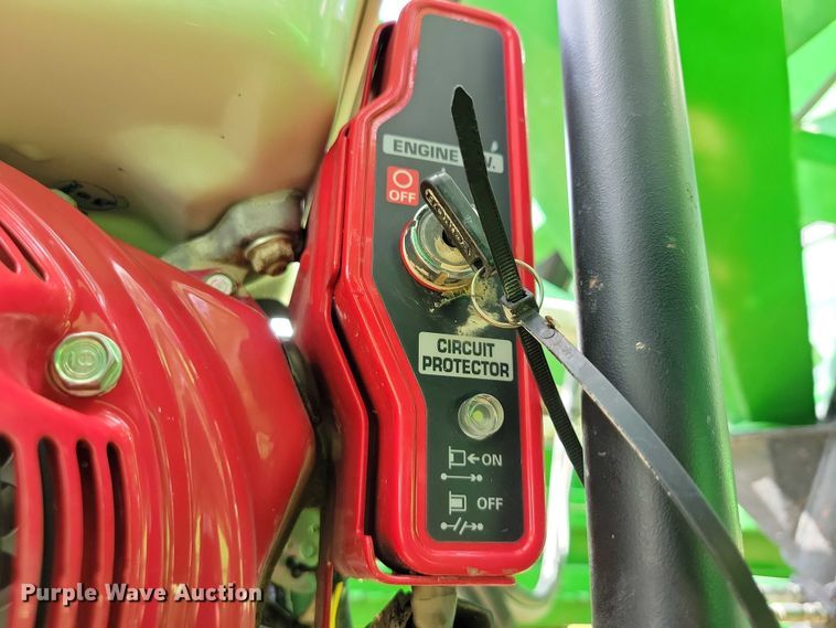 image for item EA2574 2012 Travis Seed Cart HSC 4400 box seed trailer