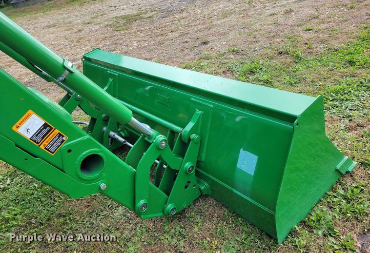 image for item EA2575 2015 John Deere  5075E MFWD tractor