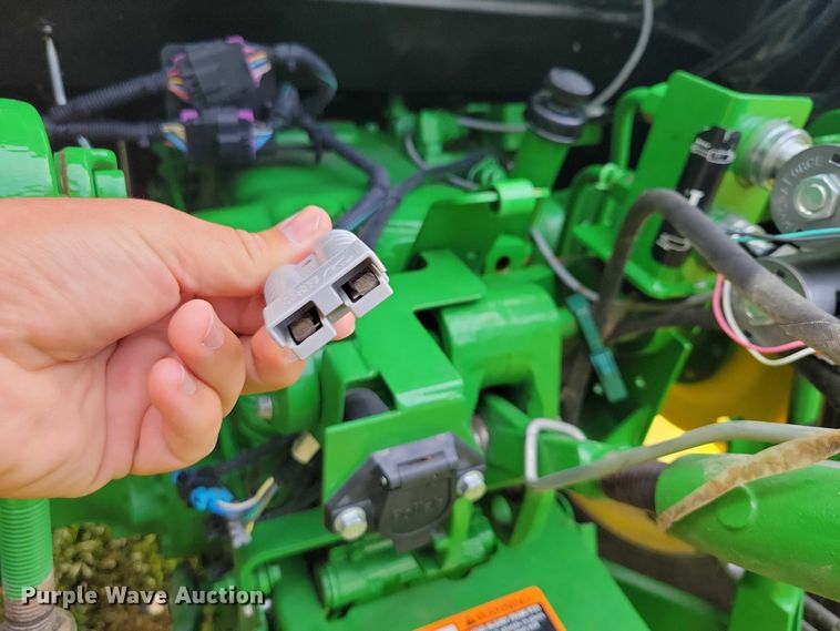 image for item EA2575 2015 John Deere  5075E MFWD tractor