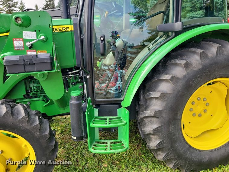 image for item EA2575 2015 John Deere  5075E MFWD tractor